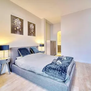 croisette-8-10-pers.fr-provencehotel.com/